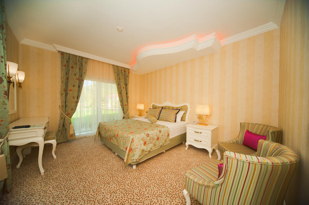 Grand Gocek Hotel Room photo